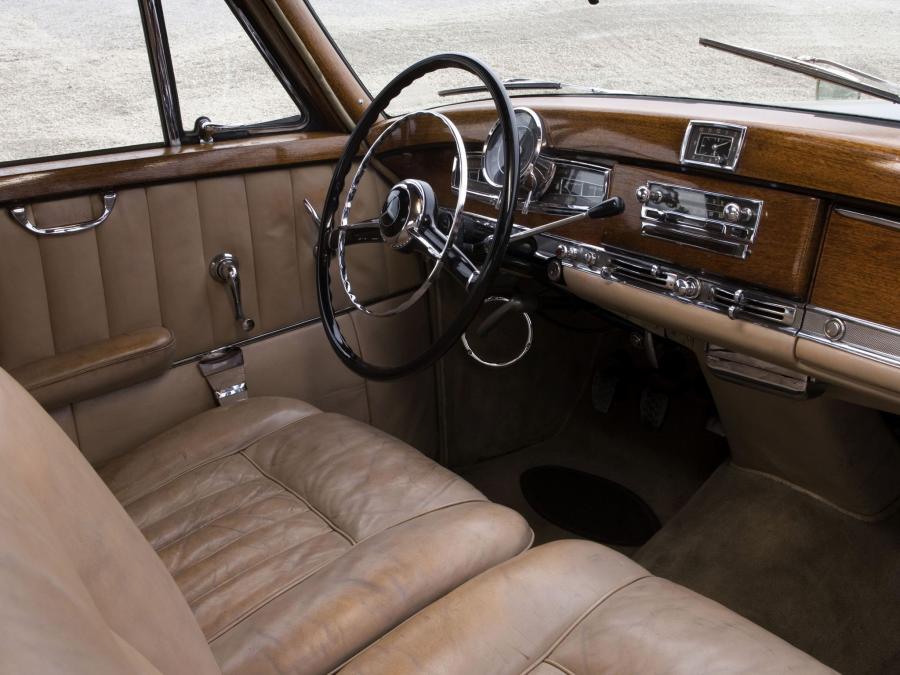  Mercedes-Benz 300 S Coupe 1951 года  (фото 13 из 26)